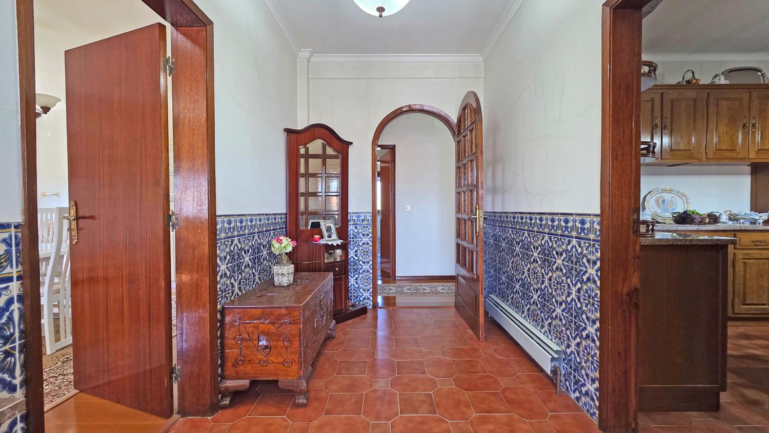  出售 屋 São Paio Gouveia 12