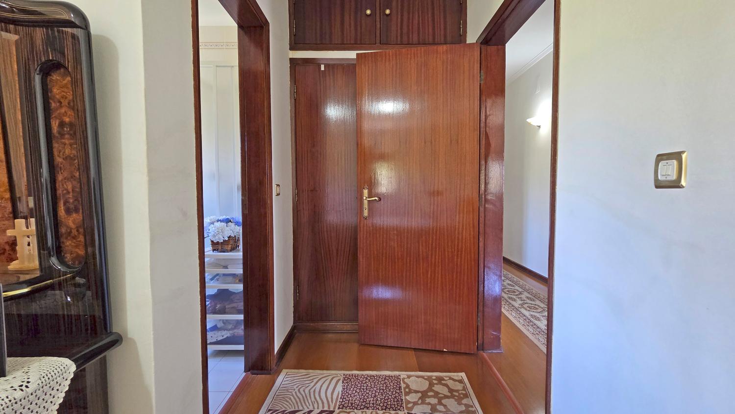  出售 屋 São Paio Gouveia 28